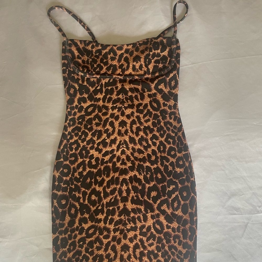 leopard print bodycon dress